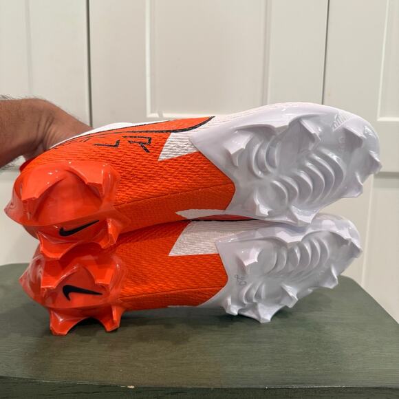 New Nike Vapor Edge Speed 360 2 Football Cleats Orange Size 15 FQ4045-100